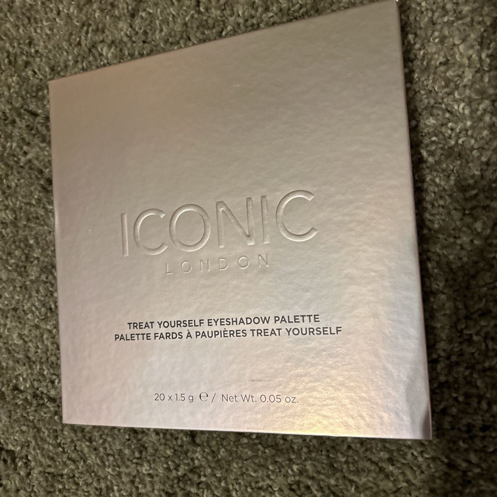 Iconic London eyeshadow pallet never used I got this as a gift